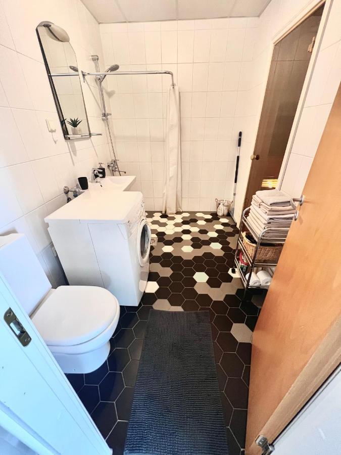 Lootsi Apartment With Sauna, Next To Old Town, City Center, Port Талин Екстериор снимка