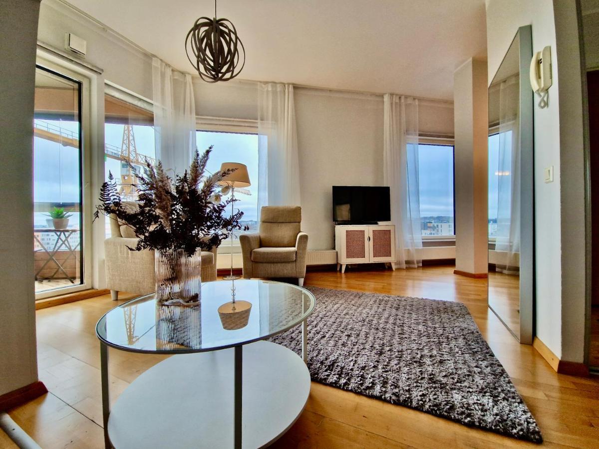 Lootsi Apartment With Sauna, Next To Old Town, City Center, Port Талин Екстериор снимка