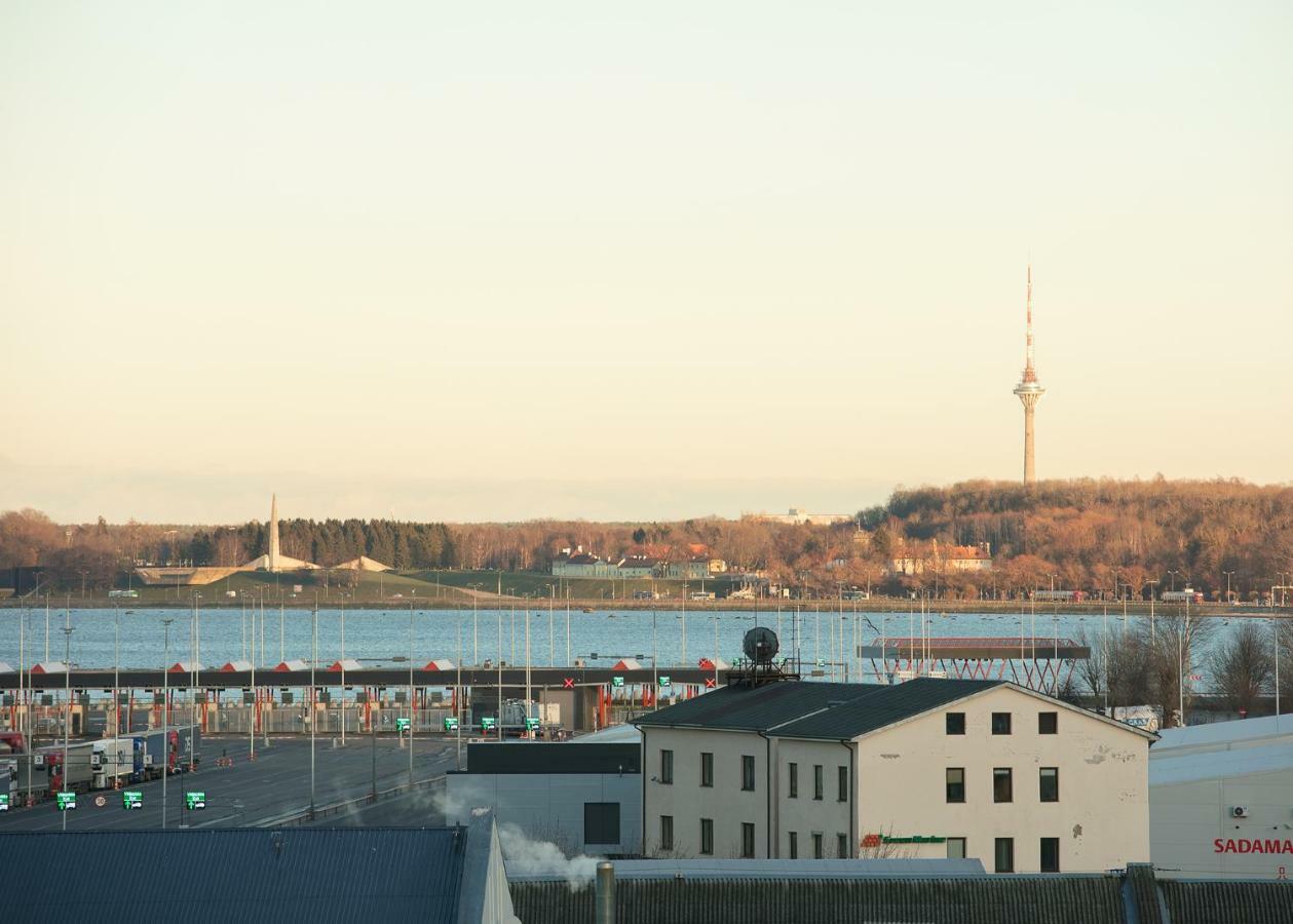 Lootsi Apartment With Sauna, Next To Old Town, City Center, Port Талин Екстериор снимка