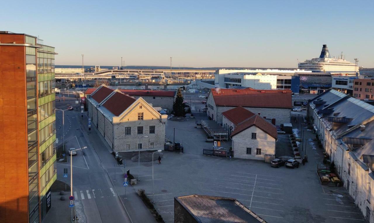 Lootsi Apartment With Sauna, Next To Old Town, City Center, Port Талин Екстериор снимка