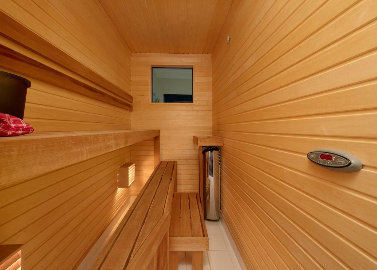 Lootsi Apartment With Sauna, Next To Old Town, City Center, Port Талин Екстериор снимка