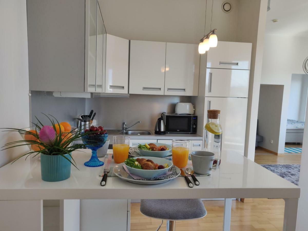 Lootsi Apartment With Sauna, Next To Old Town, City Center, Port Талин Екстериор снимка